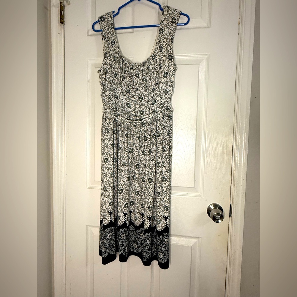 Maggy London Black and White Patterned Midi Dress size L